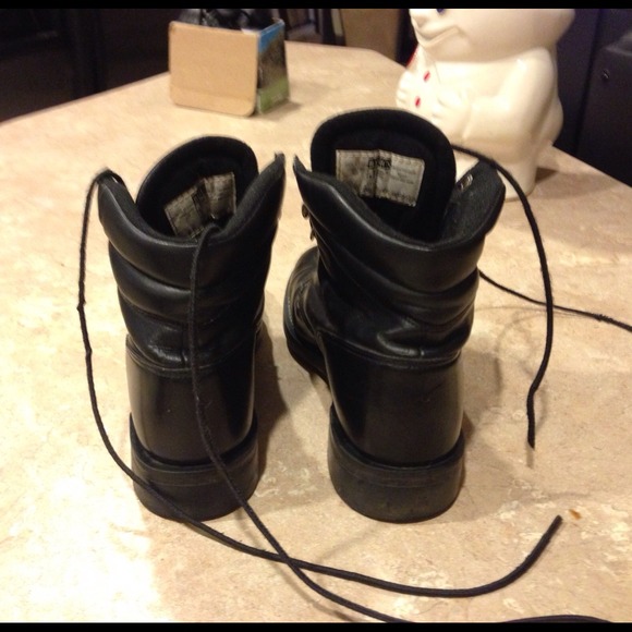 🎁Gifted🎁Black Justin Paddock Lace up Boots - Picture 2 of 4