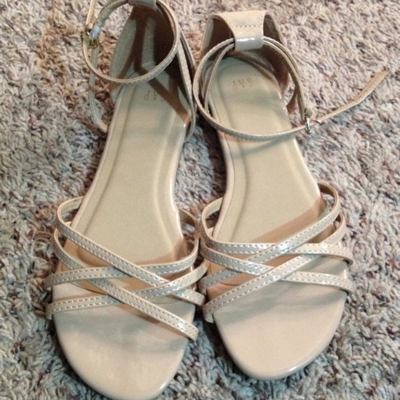 GAP nude patent strappy sandals - 8