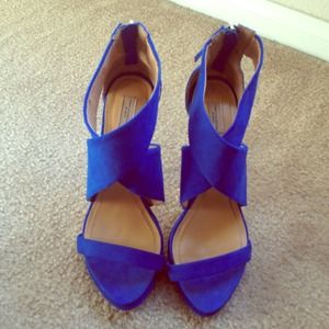 Cobalt blue party shoes!