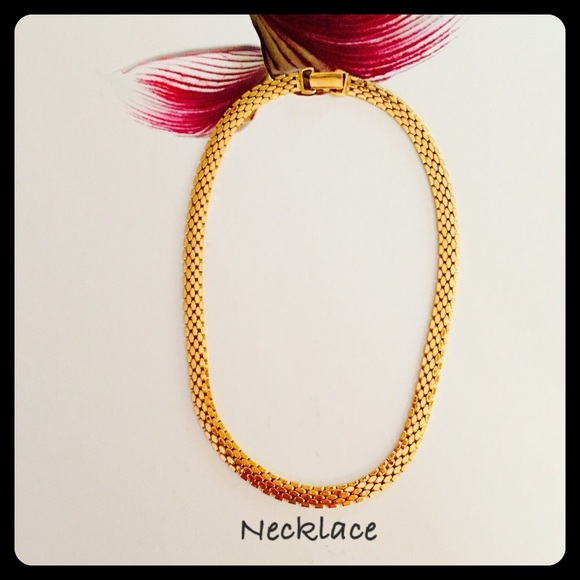 Napier Goldtone Flexible Vintage Timeless Classy Necklace - Picture 3 of 4