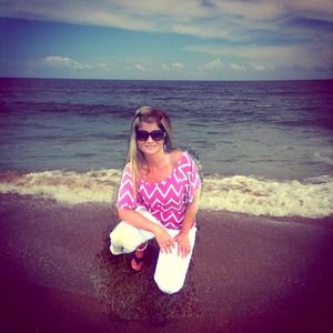 Stylish chevron top