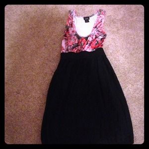 Cute dress!
