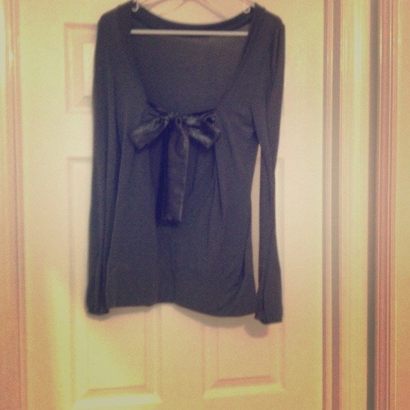 Army green long sleeve backless top