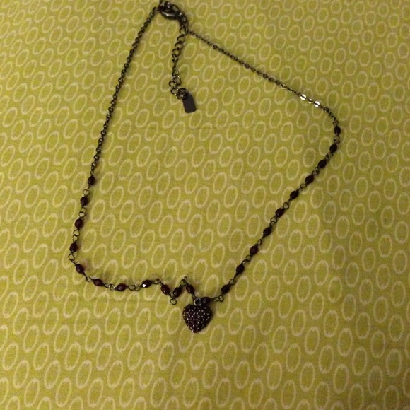 * 1928 red beaded necklace