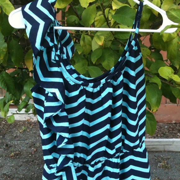SOLD!!!! Adorable Blue Zig Zag Chevron Dress - Picture 2 of 4