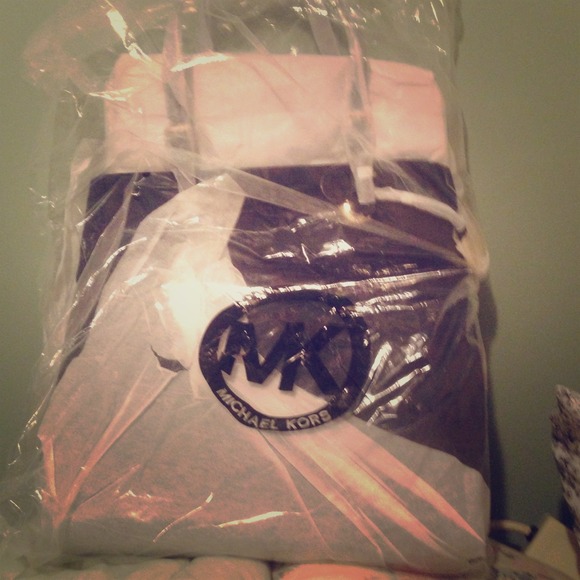 Michael Kors bag SOLD