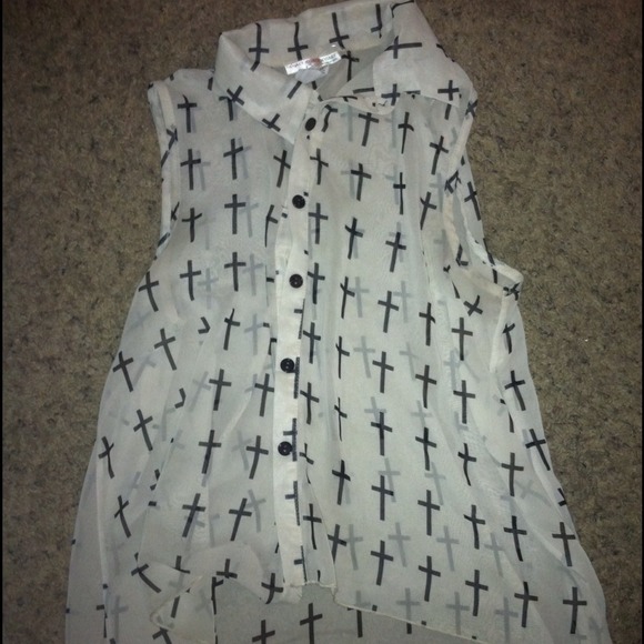 Cross crop top tank