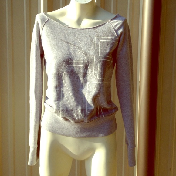 💢SOLD💢 Grey American Eagle sweatshirt
