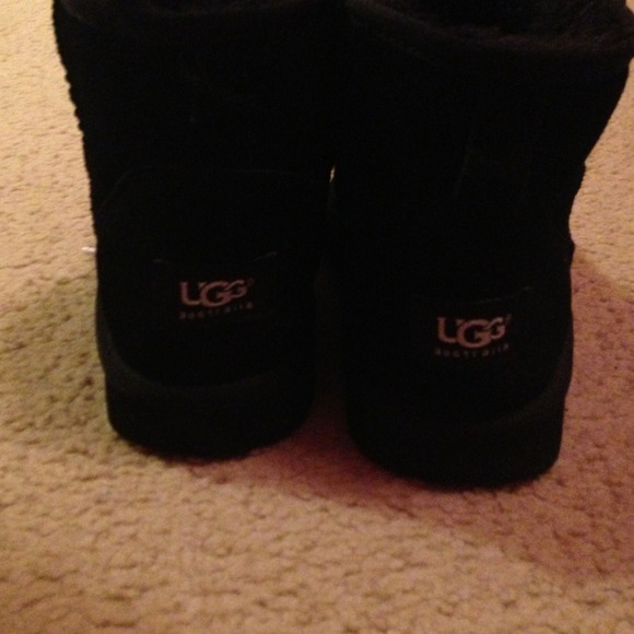 Black UGGS