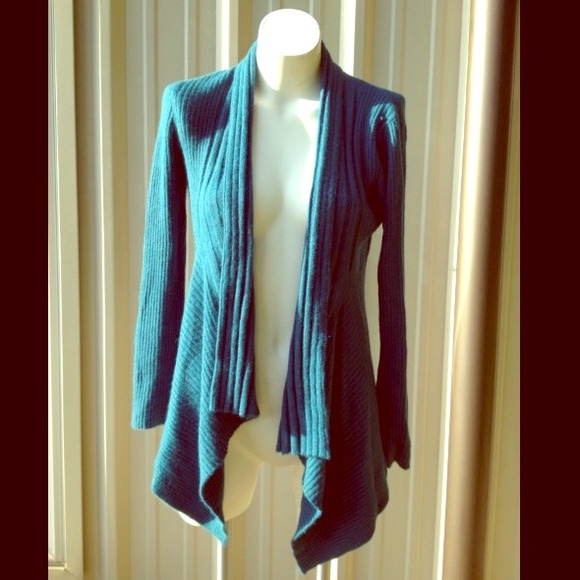 💢SOLD💢Dark turquoise sweater
