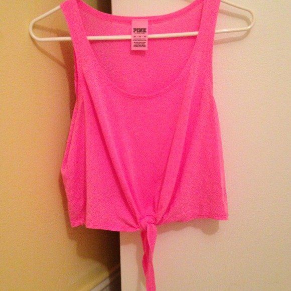 Tie front crop tank