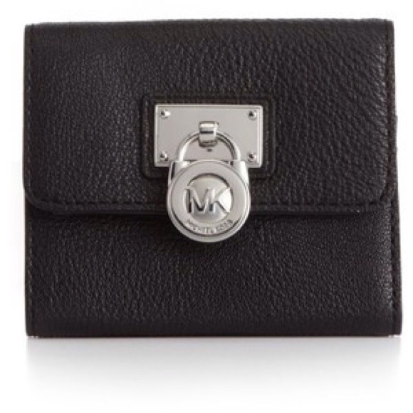 👏👏SOLD👏👏 Authentic Michael Kors Wallet