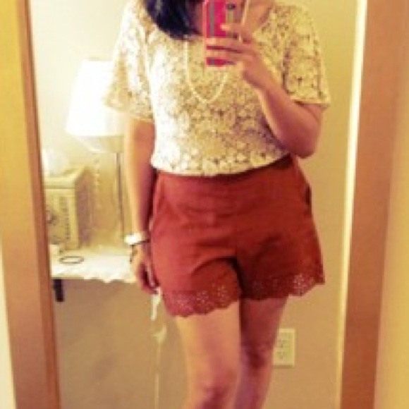 Cream Vintage crochet top - Picture 2 of 4