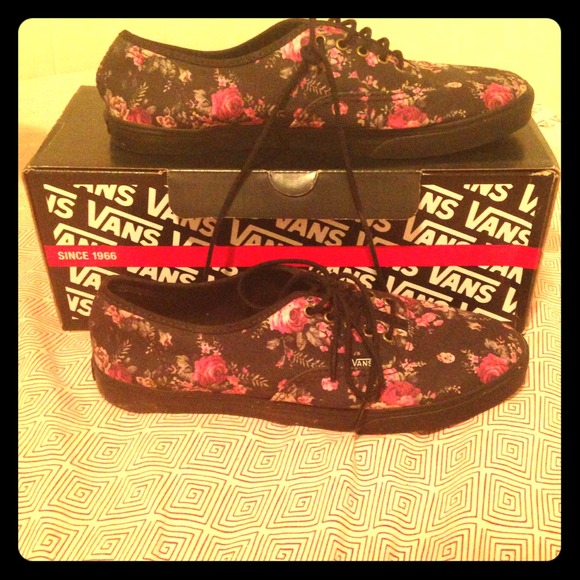 Floral Vans