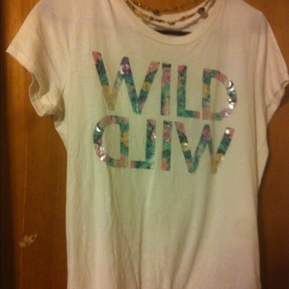 ⛔TRADED⛔WILD Floral Print tee