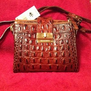 SOLD ✔✔✔✔✔