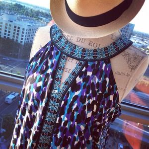 Fabulous INC Tunic Top