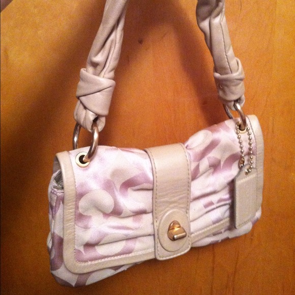 🚫SOLD🚫 Coach Rose Pink & Rose Gold Bag 🚫SOLD🚫