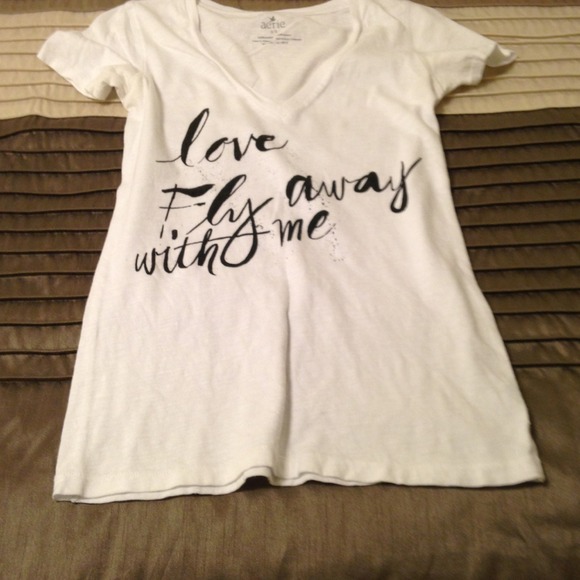 White graphic tee
