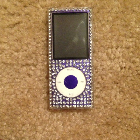 Apple iPod - Picture 1 of 4