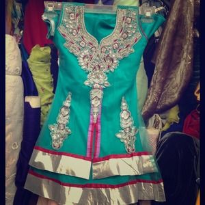 Girls Dress (two colors available)