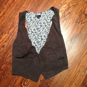 American Eagle Vest