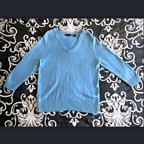 Light blue sweater SOLD - Picture 1 of 3