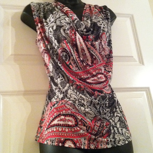 TRADED****Sleeveless Blouse