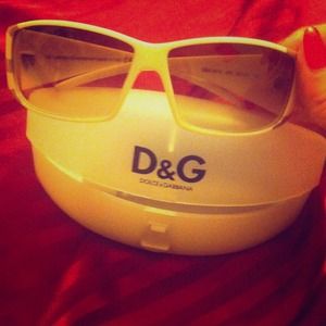 DOLCE & GABBANA SUNGLASSES