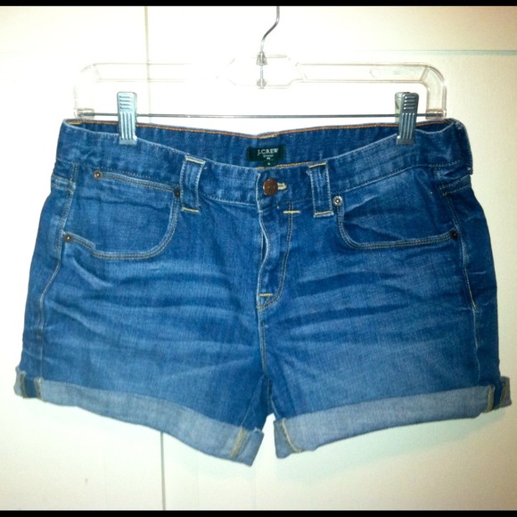 SOLD Boyfriend denim shorts