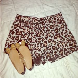 H&M high waisted shorts