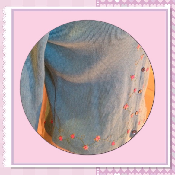 ‼SOLD‼♦️FINAL PRICE♦️ANN TAYLOR SWEATER - Picture 3 of 4