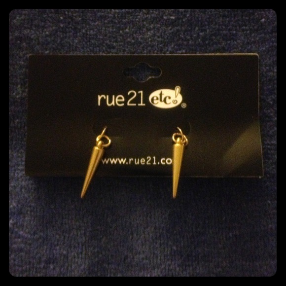 Gold spiky earrings!!