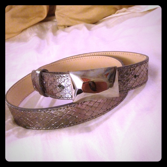 Banana Republic Accessories - Pewter leather belt with rectangular buckle