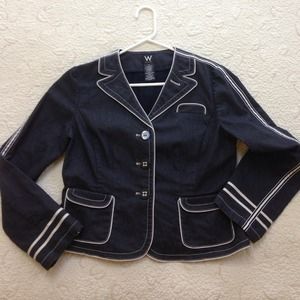 Denim Crop Jacket with great details
