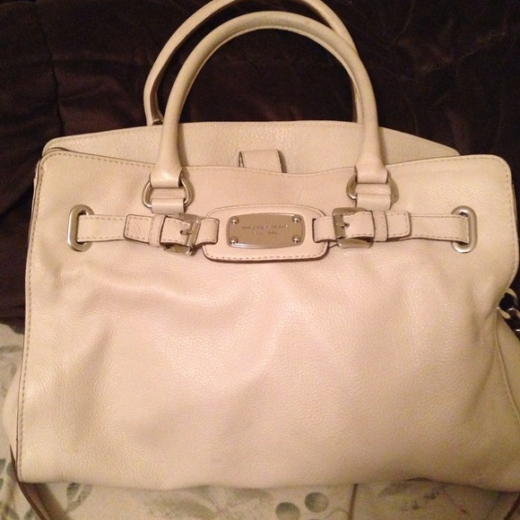 $130pp* Authentic Michael Kors Large Hamilton