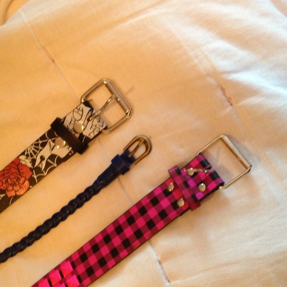 Belt bundle! - Picture 2 of 2