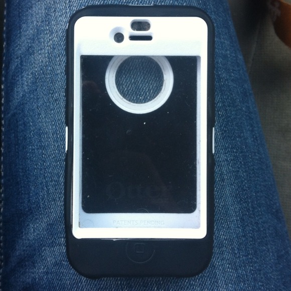 Otter box iphone 4 case