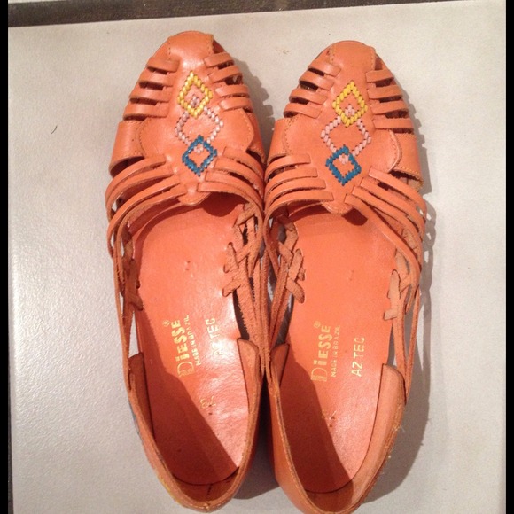 Sold - Picture 3 of 4