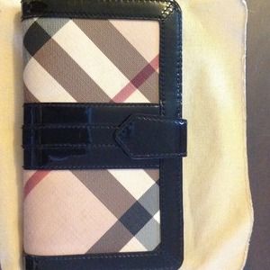 AUTHENTIC Burberry Wallet
