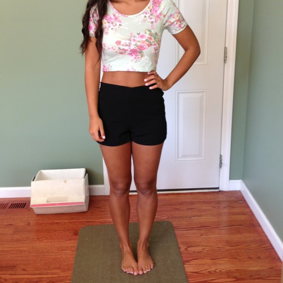 BUNDLED Floral Crop Top (shorts on sale as well)