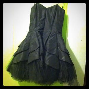 Black short prom dress
