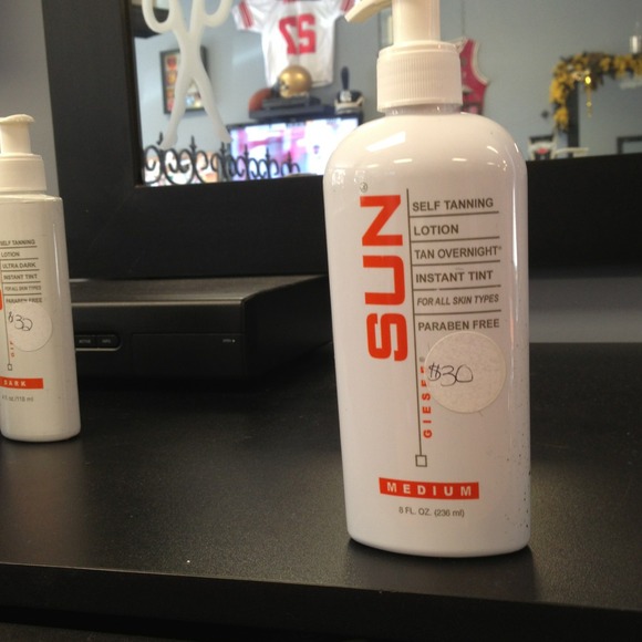 Medium tanning lotion