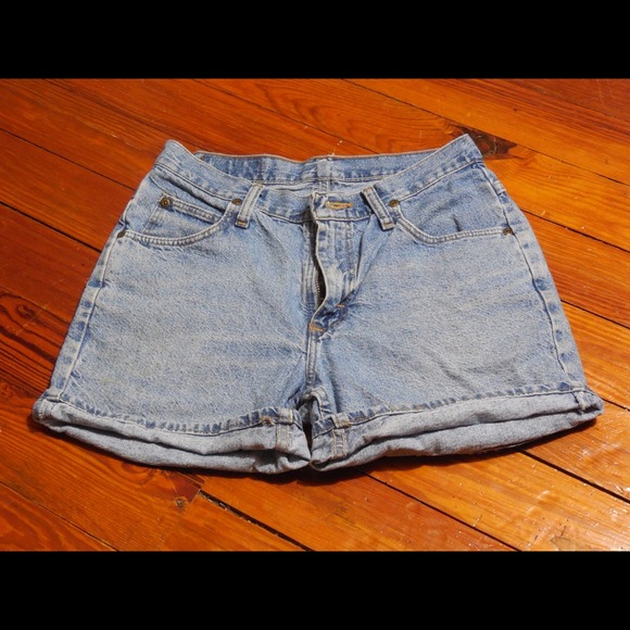 Wrangler High Wasted Shorts
