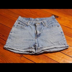 Wrangler High Wasted Shorts