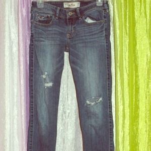 BRAND NEW HOLLISTER JEANS