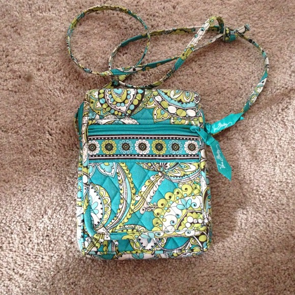 ⭐HOLD for @niescherthe2nd Vera Bradley Crossbody