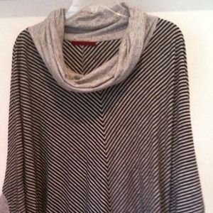 Velvet brand dolman sleeve tunic size s / medium