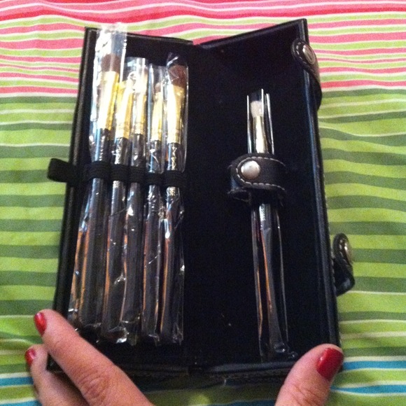 Trade @kendrawoolard