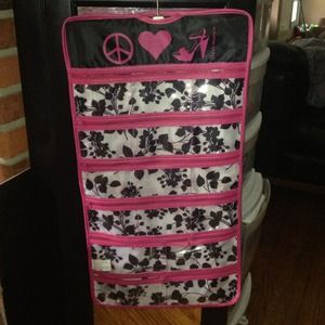 Steve madden Hanging organizer !